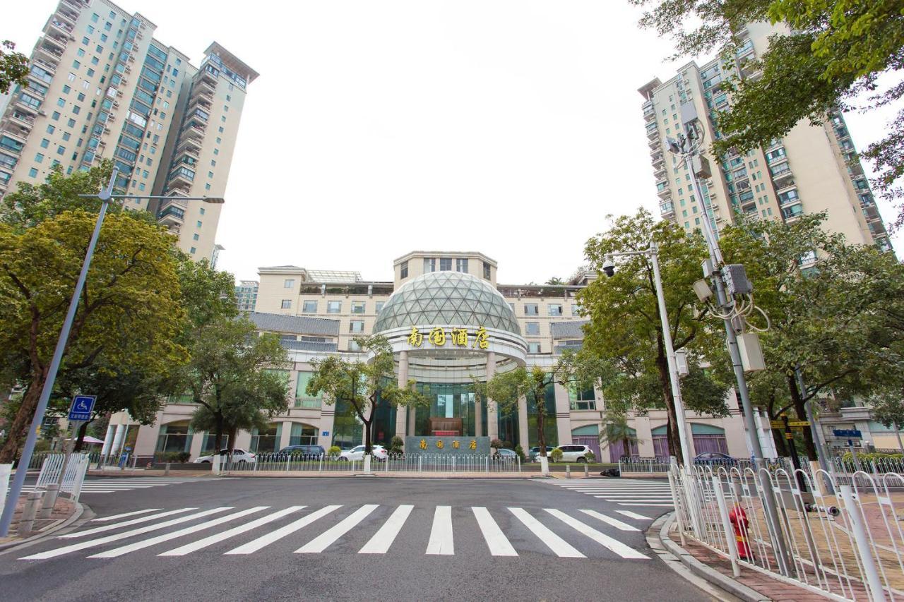 Guangzhou Nan Guo Hotel Εξωτερικό φωτογραφία
